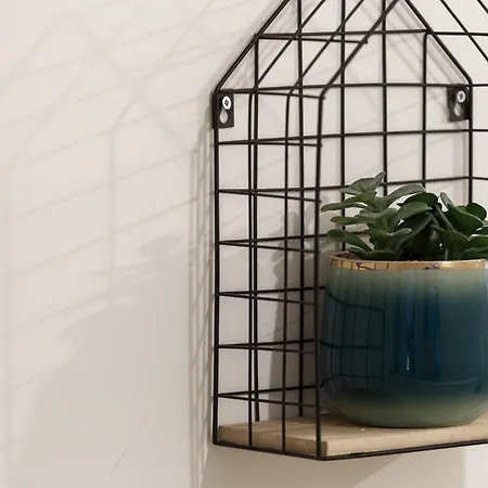 Apartment Modern 2 Bedroom With 75” Tv & Free Wi-fi *